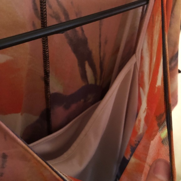 Multi Color patterned blouse - Picture 4 of 5